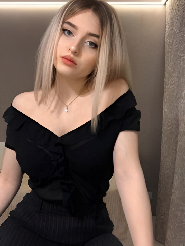 Владислава привлекательная девушка из Витебска цена от 1500 руб