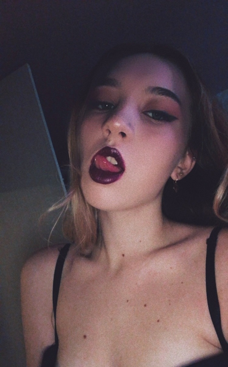 Инга привлекальеная девушка из Витебска цена от 3500 руб