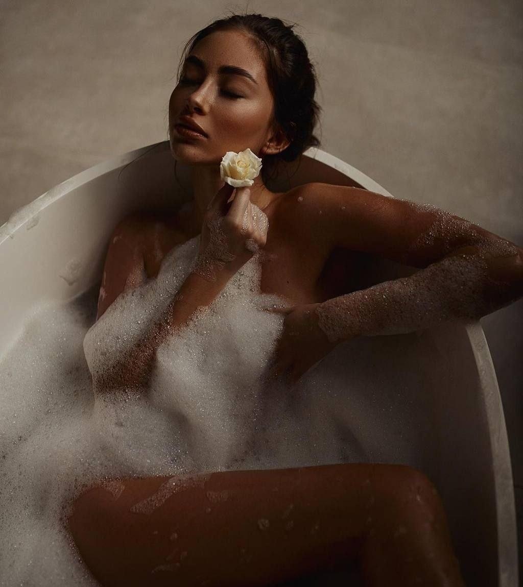 Яна привлекальеная девушка из Витебска цена от 8000 руб