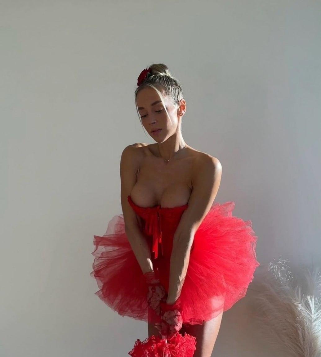 Настя привлекальеная девушка из Витебска цена от 5000 руб