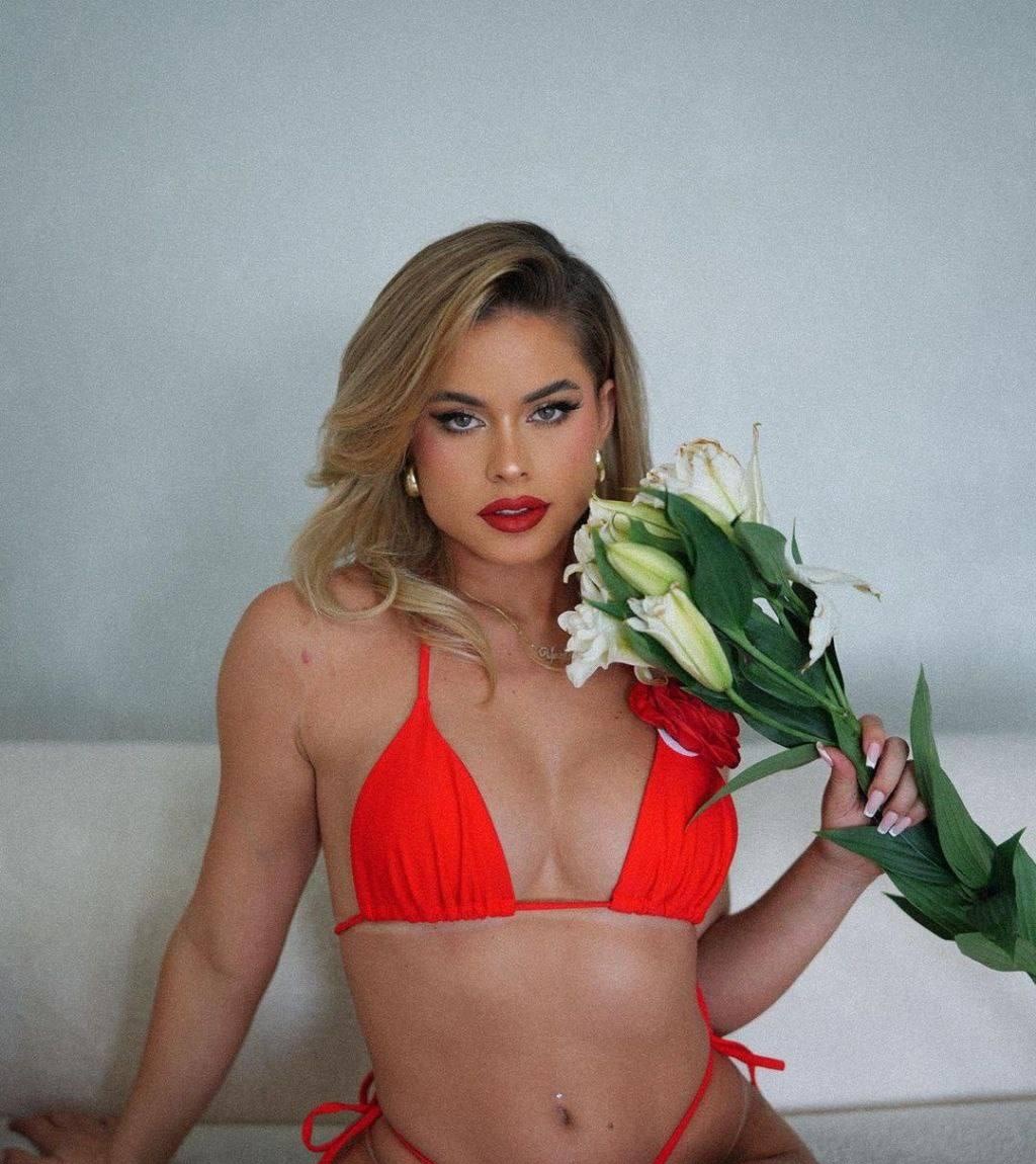 Светка привлекальеная девушка из Витебска цена от 4000 руб