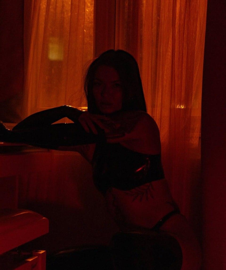 Пелагея привлекальеная девушка из Витебска цена от 10000 руб