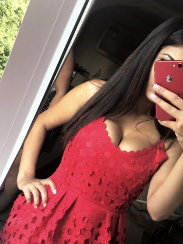 Елена привлекательная девушка из Витебска цена от 3000 руб