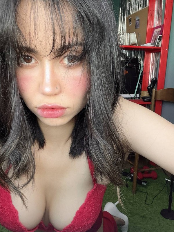 Изабелла привлекательная девушка из Витебска цена от 7000 руб