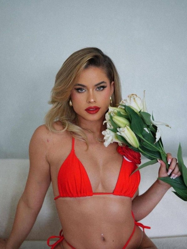 Светка привлекательная девушка из Витебска цена от 4000 руб