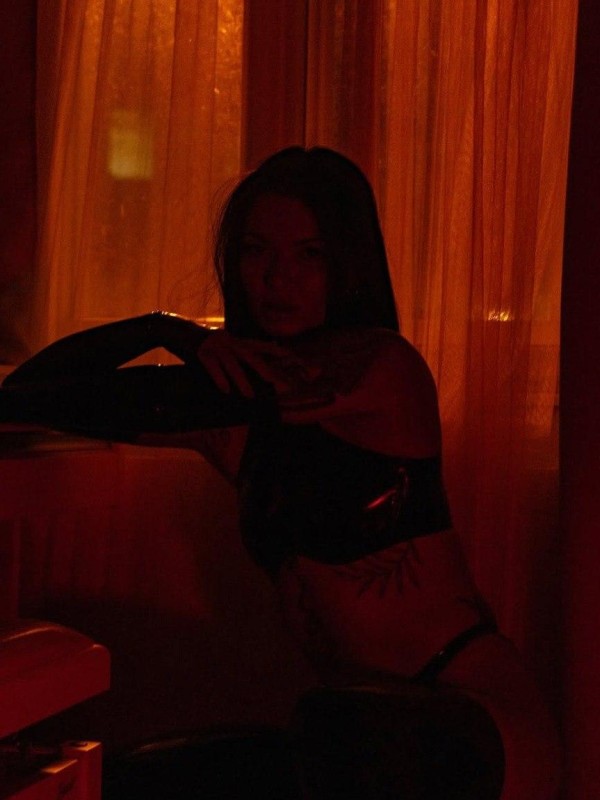 Пелагея привлекательная девушка из Витебска цена от 10000 руб